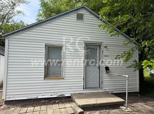 1206.5 Robinson St, Danville, IL 61832