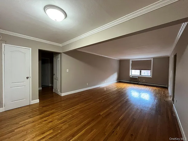 101 Jackson Ave #2G — Photo 9