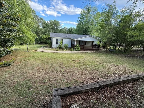 26 Manteo Rd, Buckingham, VA 23921