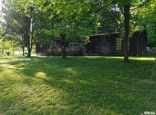 8274 Presidential Rd, Du Quoin, IL 62832