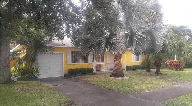 1st image of 858 Lantana Ave