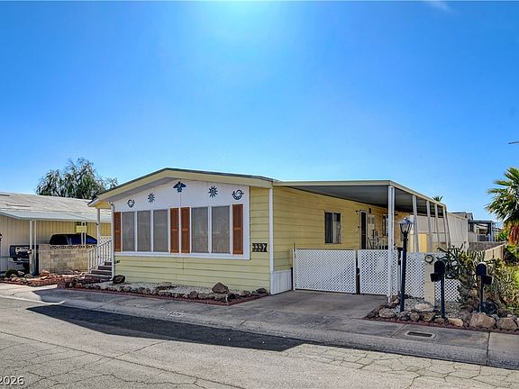 3rd image of 3397 Isle Royale Dr