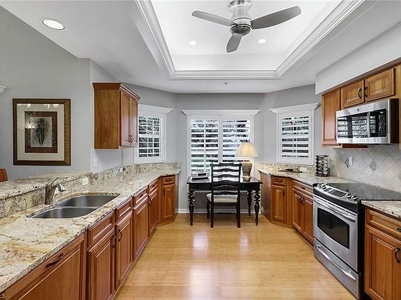 2nd image of 26876 Wedgewood DR #203