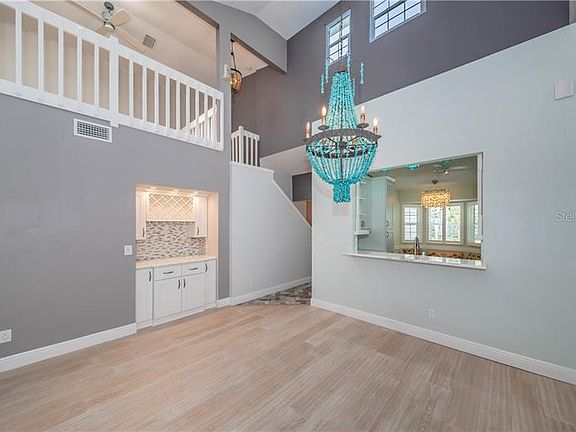 5th image of 2442 Balboa Ct