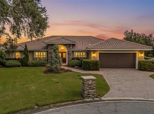 1080 Water Oak Ct NE, Saint Petersburg, FL 33703