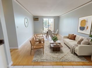 935 Goyeau St, Windsor, ON N9A 1H7