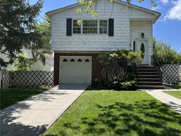 46 Pine Ter, Staten Island, NY 10312