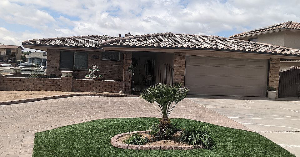 1st image of 13570 Pyramid Dr
