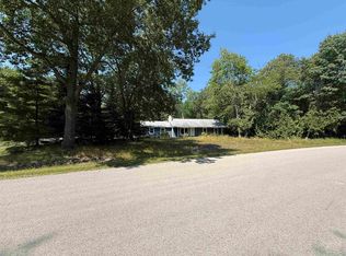 4879 Kingswood Ln, Oscoda, MI 48750