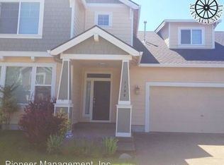 1190 Heathman Dr, Eugene, OR 97402