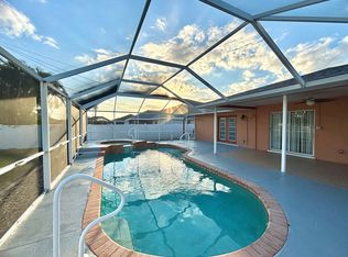 143 SE 19th Ln, Cape Coral, FL 33990