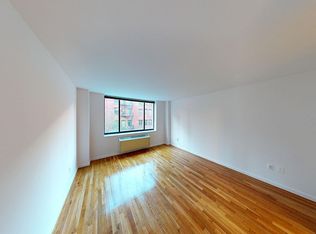 121 Reade St APT 4B, New York, NY 10013