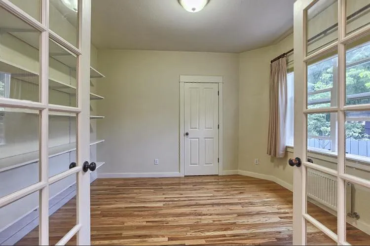 801 Blaine St — Photo 18