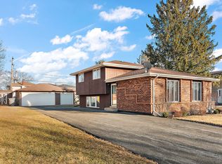 16801 Highview Ave, Orland Hills, IL 60487