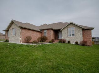 4511 E Cromwell St, Springfield, MO 65802