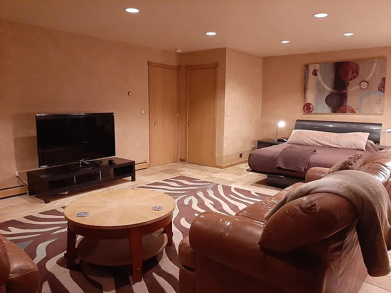 Queen bed, Queen sofa bed