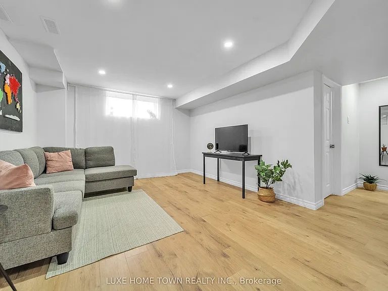 26 Gibbs Way — Photo 32