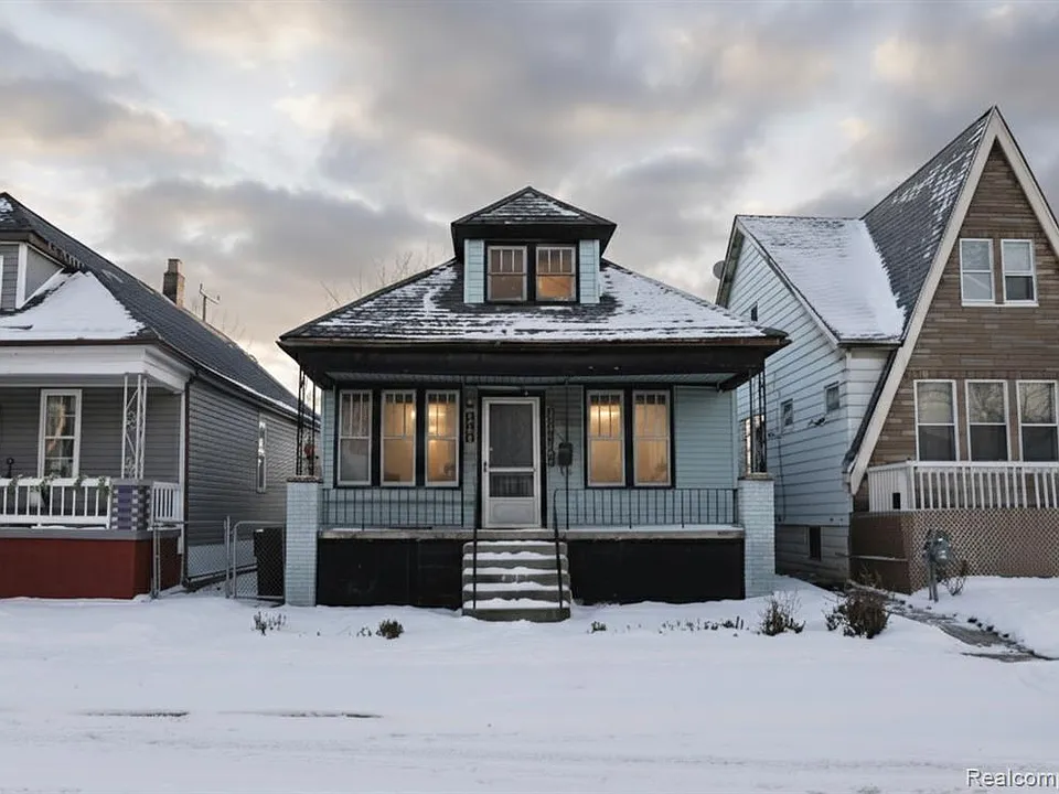 2020 Halleck St