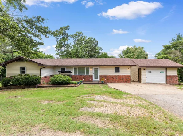 1216 Mark Dr, Mountain Home, AR 72653