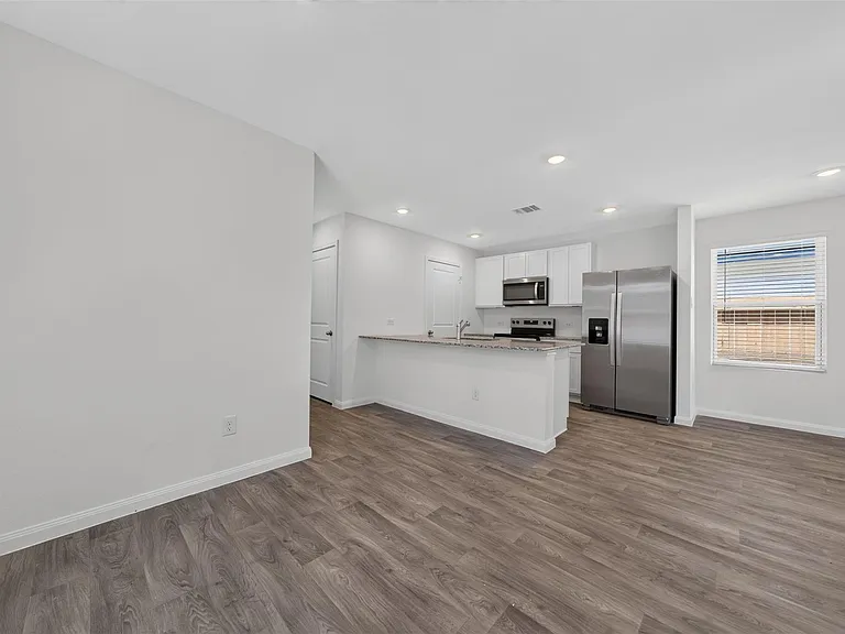 11943 Detar Ct — Photo 15