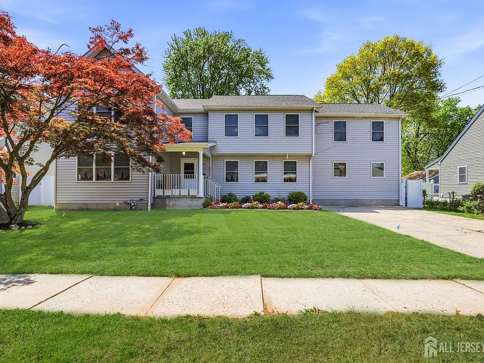 1st image of 24 Campbell Ave