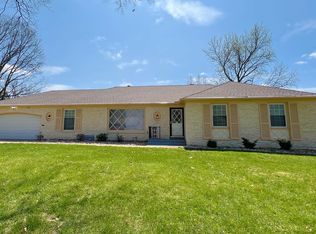 7309 W 100th Pl, Overland Park, KS 66212