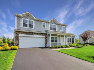 11 Country Woods Dr, Saint James, NY 11780