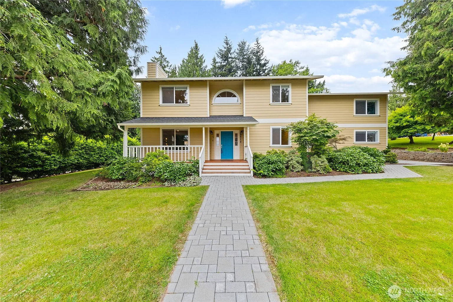 2515 16th Street photo 1