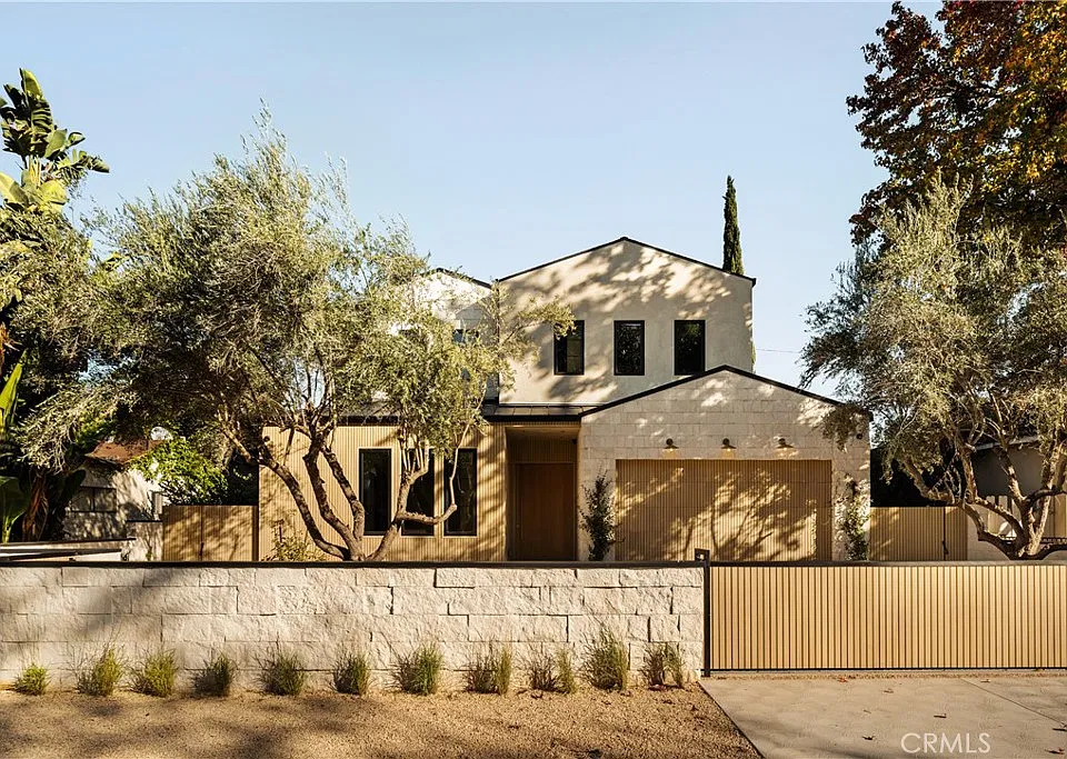 4724 Halbrent Ave