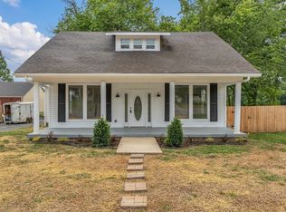 601 S Russell St, Portland, TN 37148