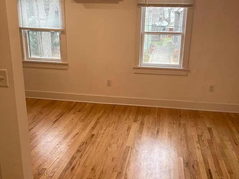 426 3rd St #2 — Photo 3