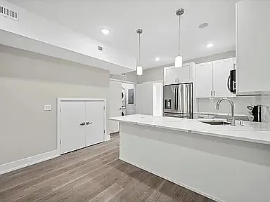 2225 N 8th St Photo 1