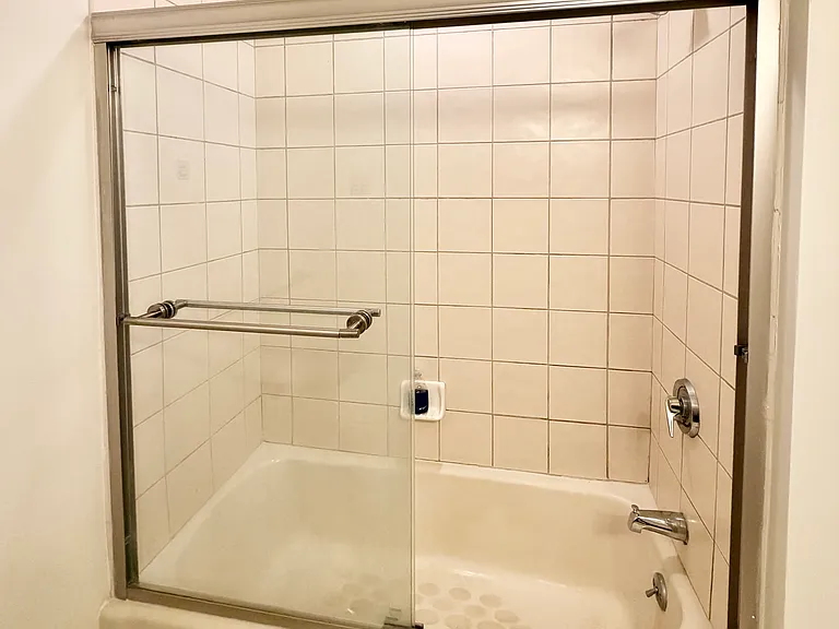 677 Quincy Shore Dr #307 — Photo 10