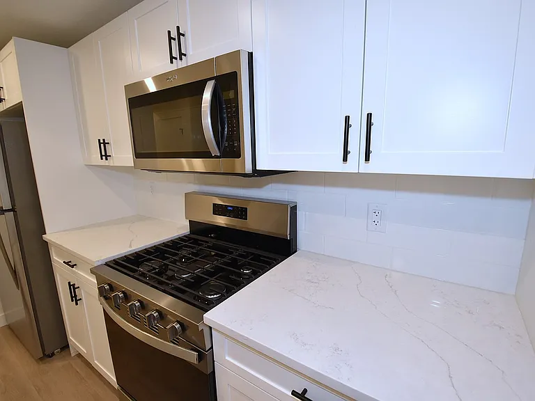 10320 147th St NW #B1 & B2 — Photo 7