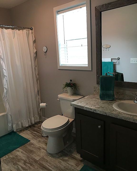 1st image of 1-80 Villa Ct