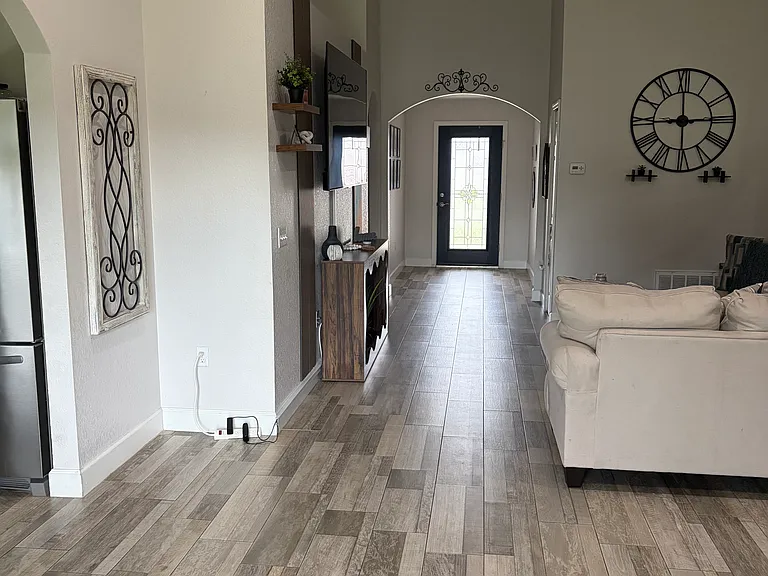132 Crossing Dr — Photo 9