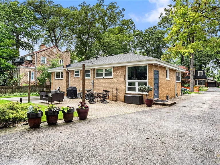 3521 Forest Ave — Photo 38