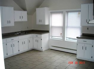 912 Plymouth Ave #3, Fall River, MA 02721
