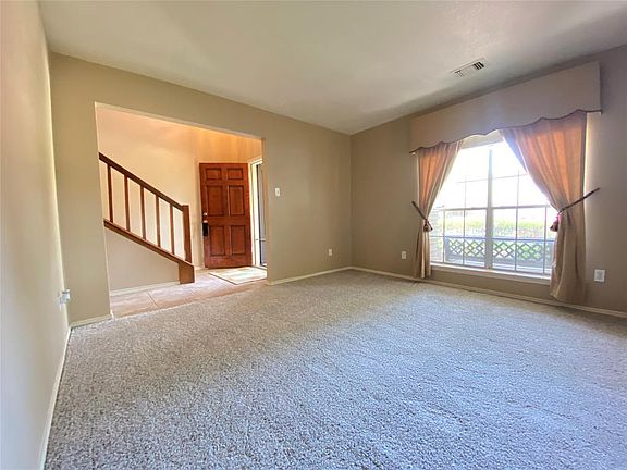 5th image of 10905 Dogwood Dr