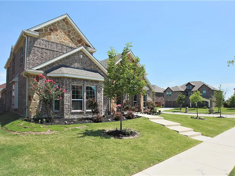 12558 Princess Dr — Photo 13