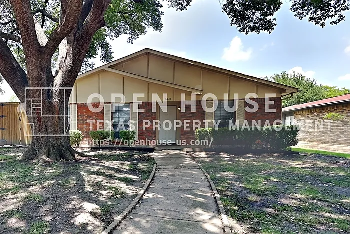1641 Cumberland Trl — Photo 1