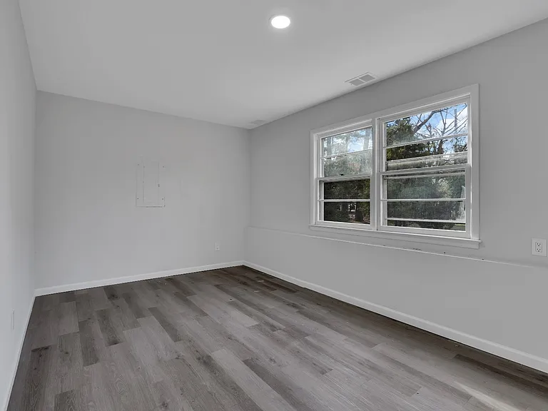 2111 Dover Pines Ave — Photo 25
