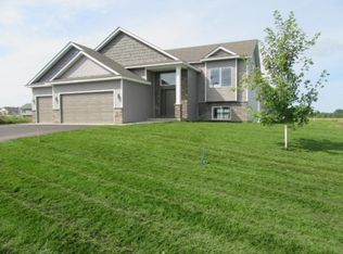 12155 317th Ln, Lindstrom, MN 55045