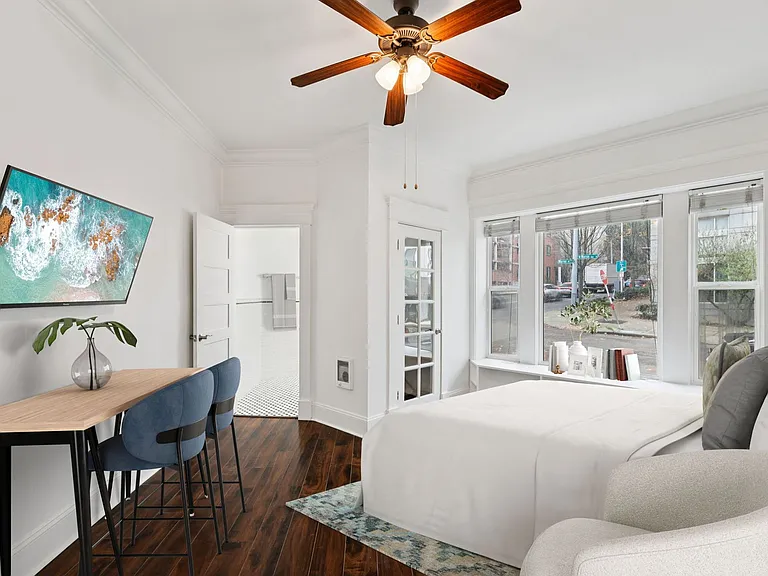 CENTER VIEW APARTMENTS- LIVE YOUR BEST LIFE HERE! — Photo 15