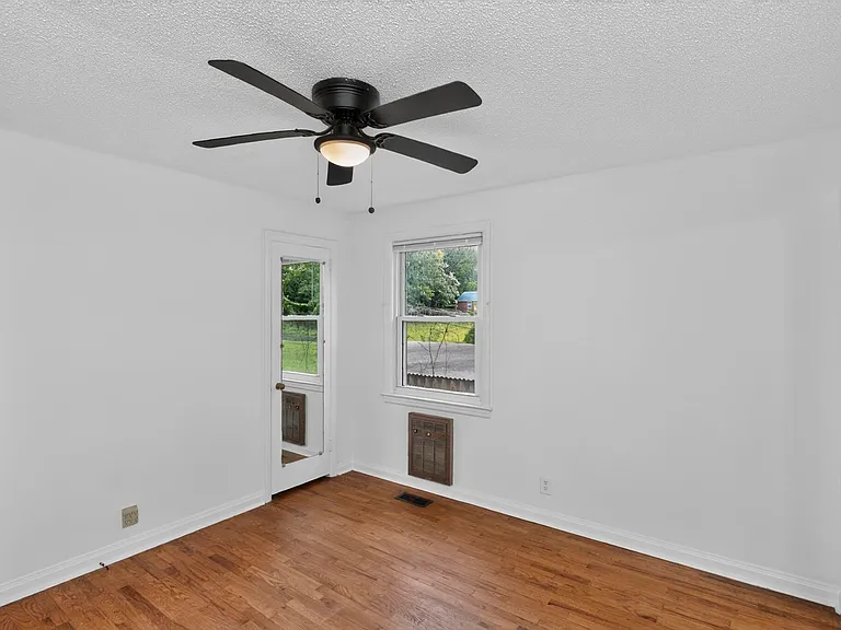 214 Blanchard Pl — Photo 21