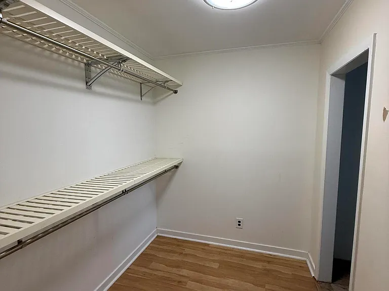 1096 E Coast Dr — Photo 9