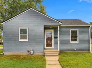 1301 W 11th St, Waterloo, IA 50702