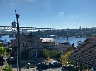 3813 Eastern Ave #2, Seattle, WA 98103