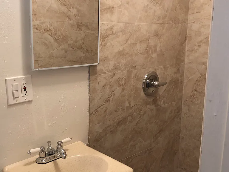 1057 N Pershing Ave #3 — Photo 3