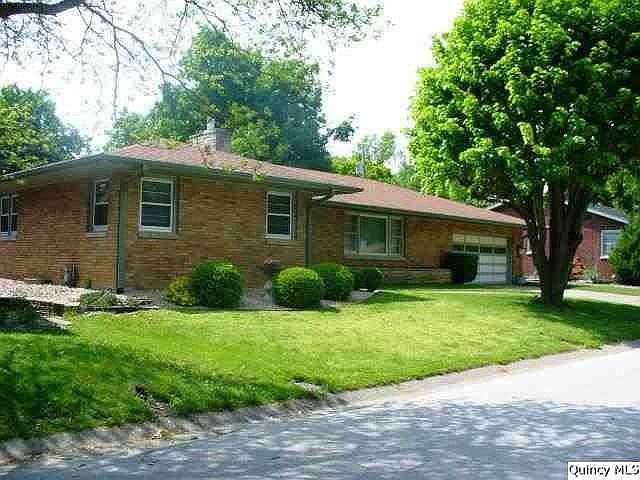 Home for Sale in Quincy, IL $169,000